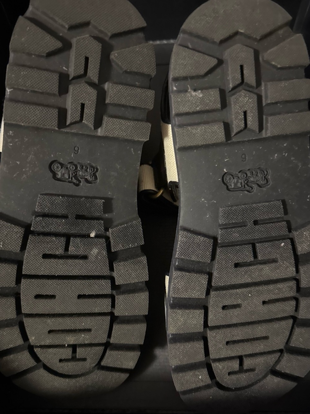 Coach Sandals - Picture 5 of 5